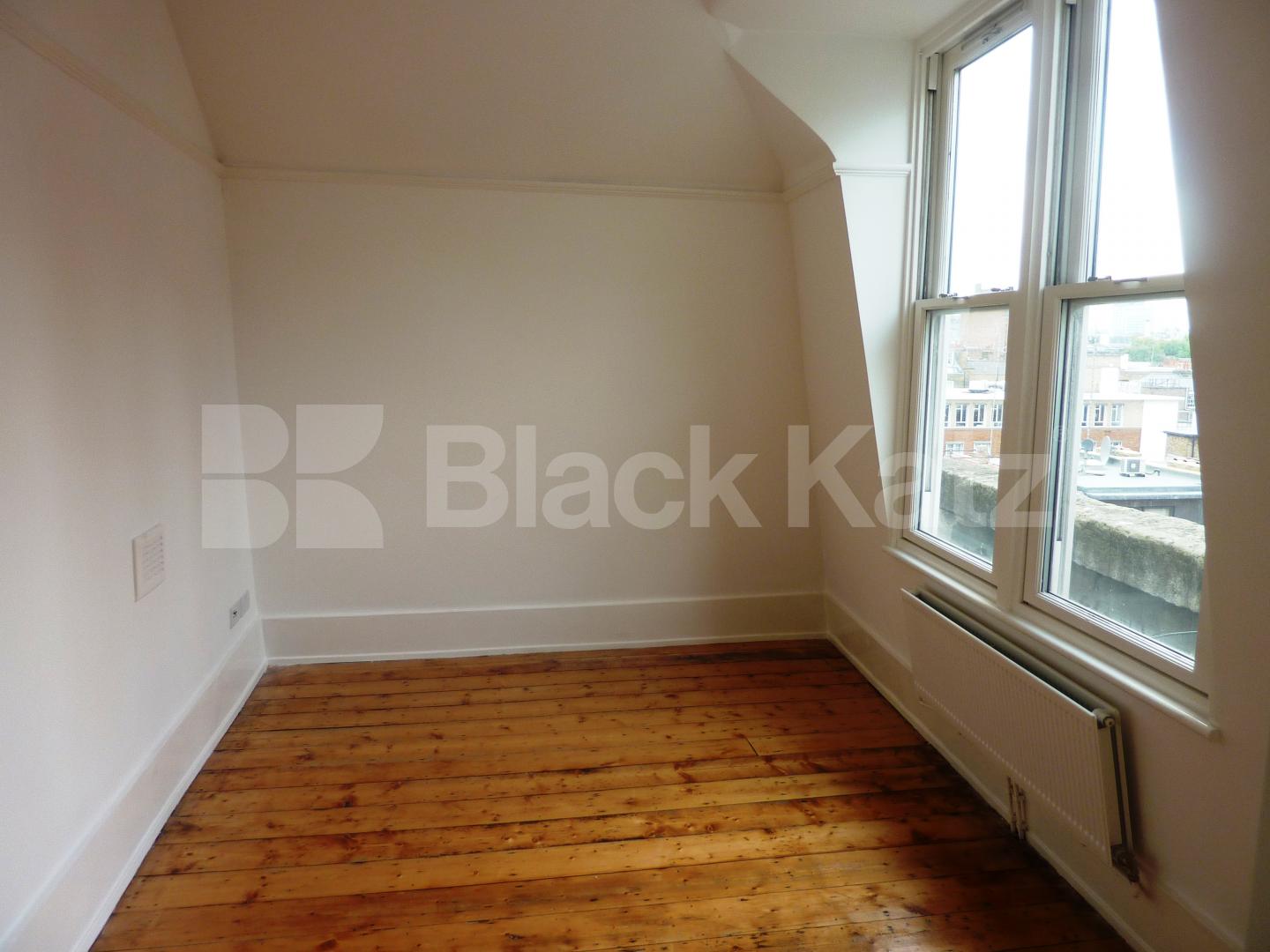 			NEW INSTRUCTION, 1 Bedroom, 1 bath, 1 reception Flat			 Grays Inn Road, HOLBORN-KINGS CROSS